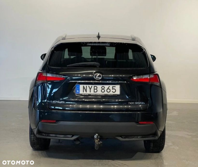 Lexus NX - 4