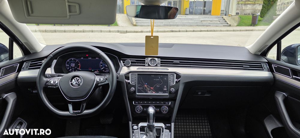 Volkswagen Passat 2.0 TDI DSG R Executive - 8
