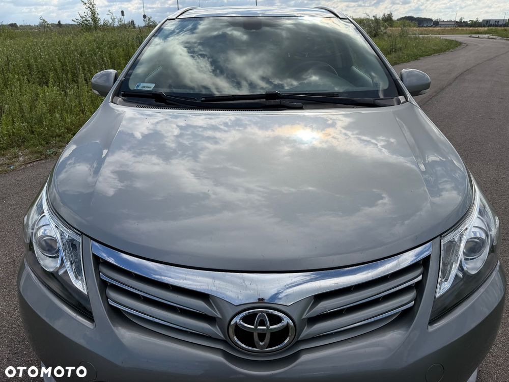 Toyota Avensis 2.0 D-4D Edition (2014) - 6