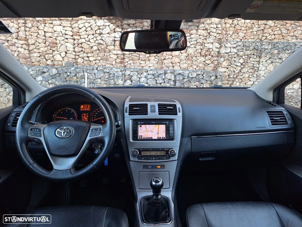Toyota Avensis SD 2.0 D-4D Exclusive +Pele+GPS - 8