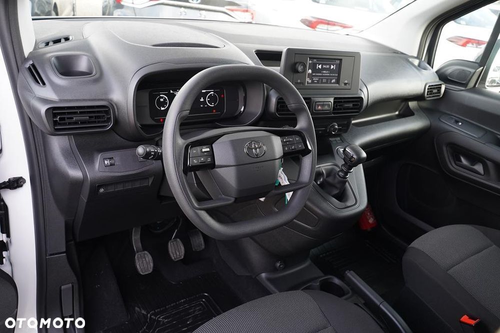 Toyota Proace City 1.5 D-4D Long 2,3t Active - 18