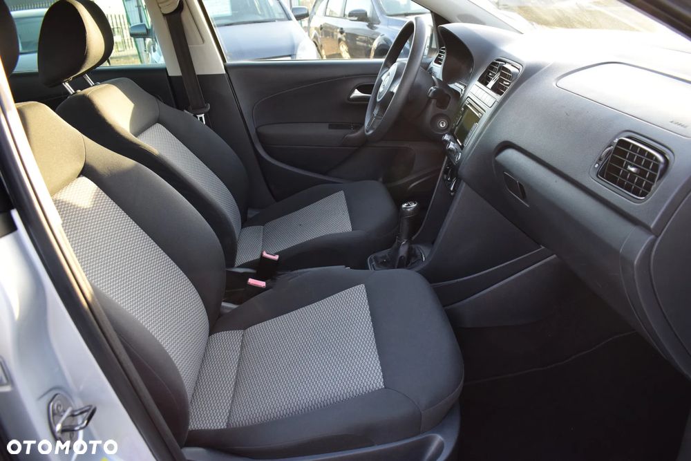Volkswagen Polo - 26