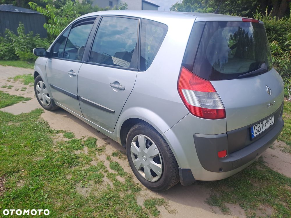 Renault Scenic - 4