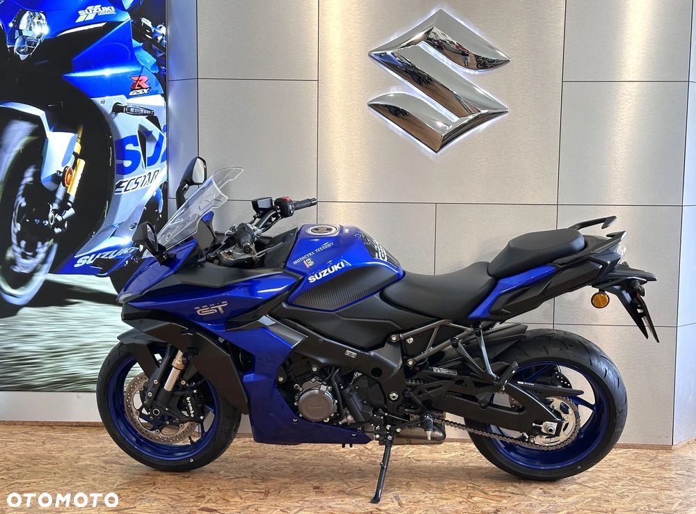 Suzuki GSX - 7