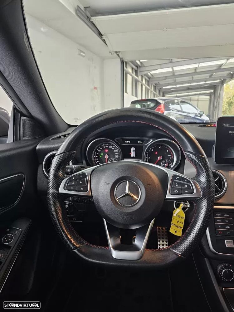 Mercedes-Benz CLA 180 d AMG Line - 31