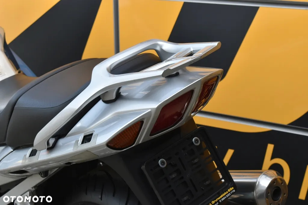 Yamaha FJR - 15