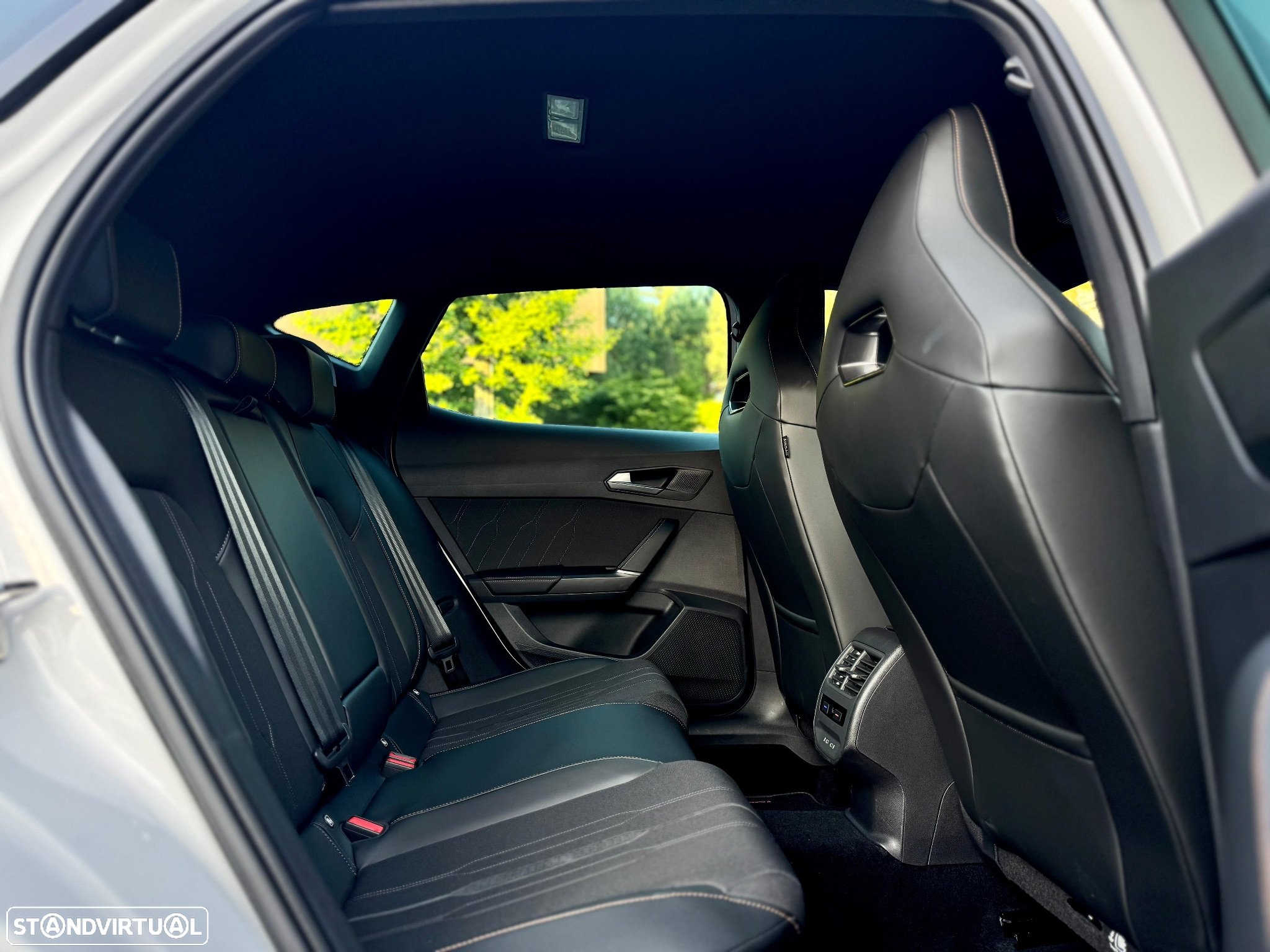 Cupra Formentor 1.4 e-Hybrid DSG VZ - 10