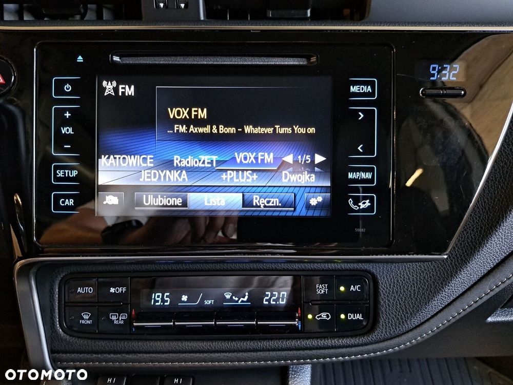 Toyota Auris - 22