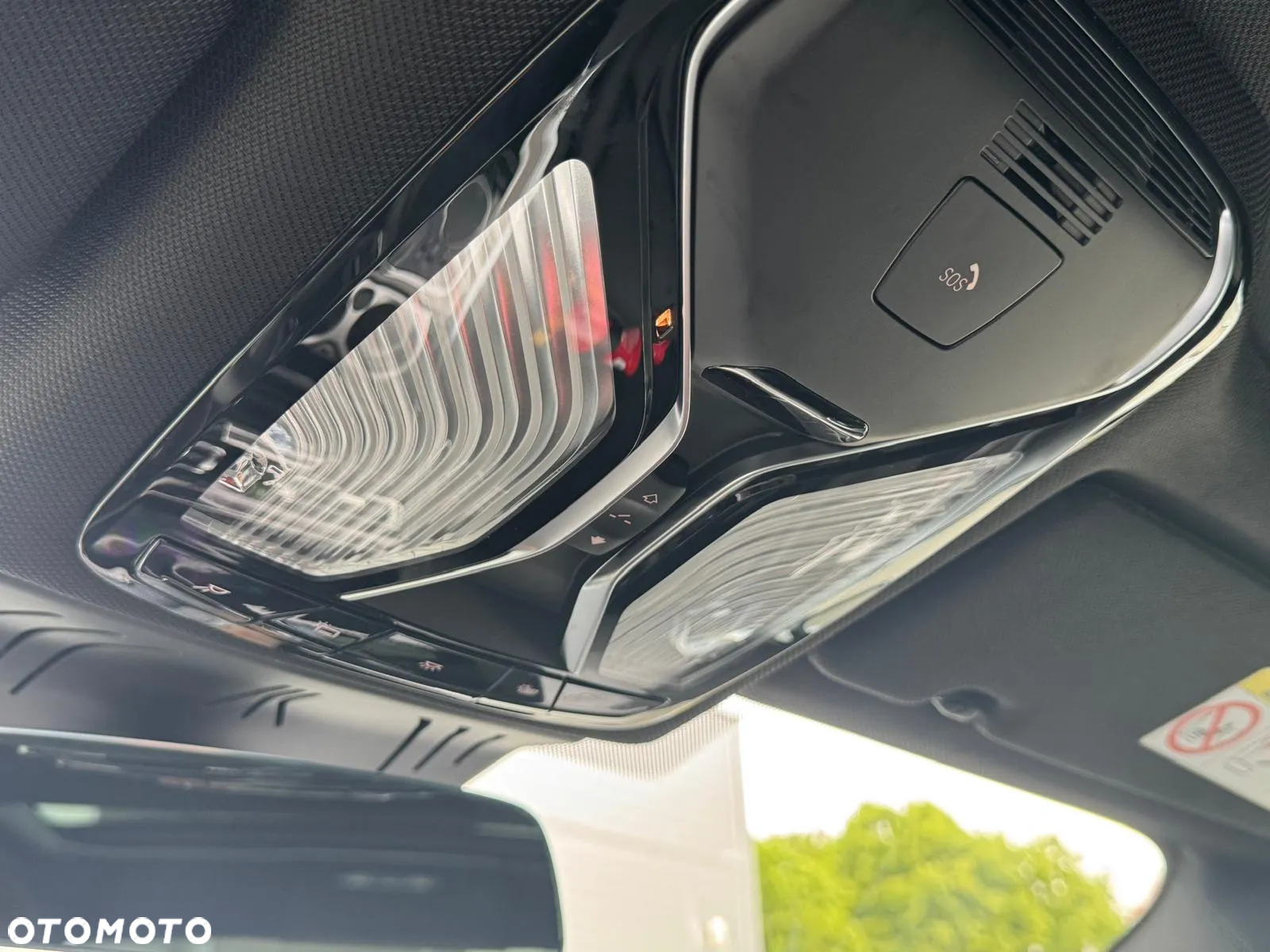 BMW Seria 8 - 28