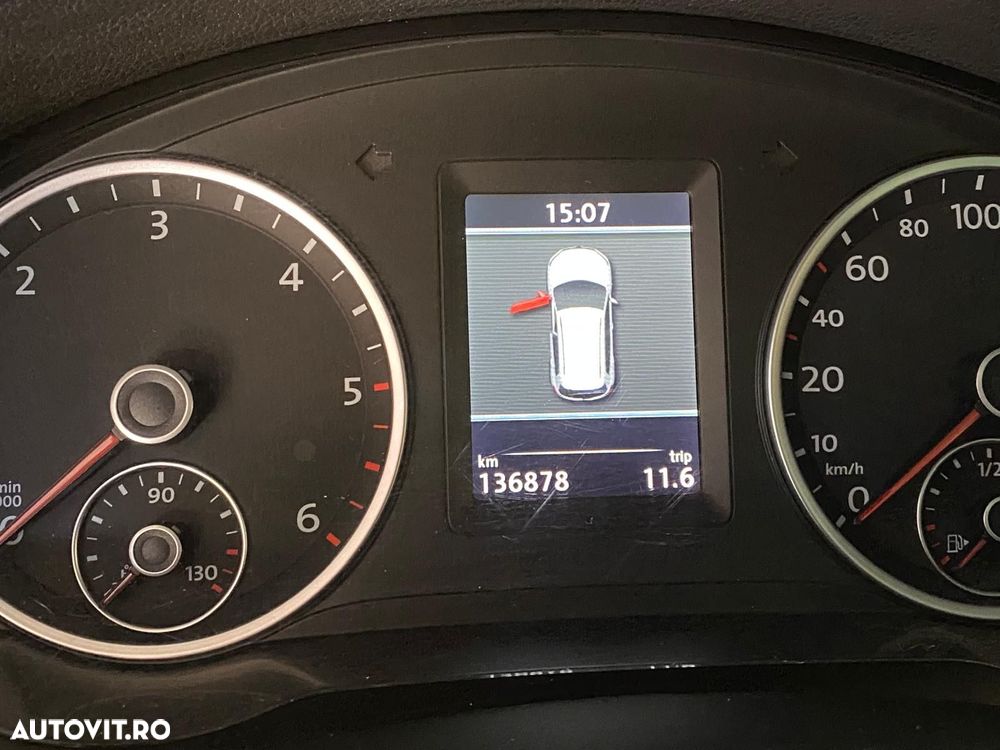 Volkswagen Tiguan - 2