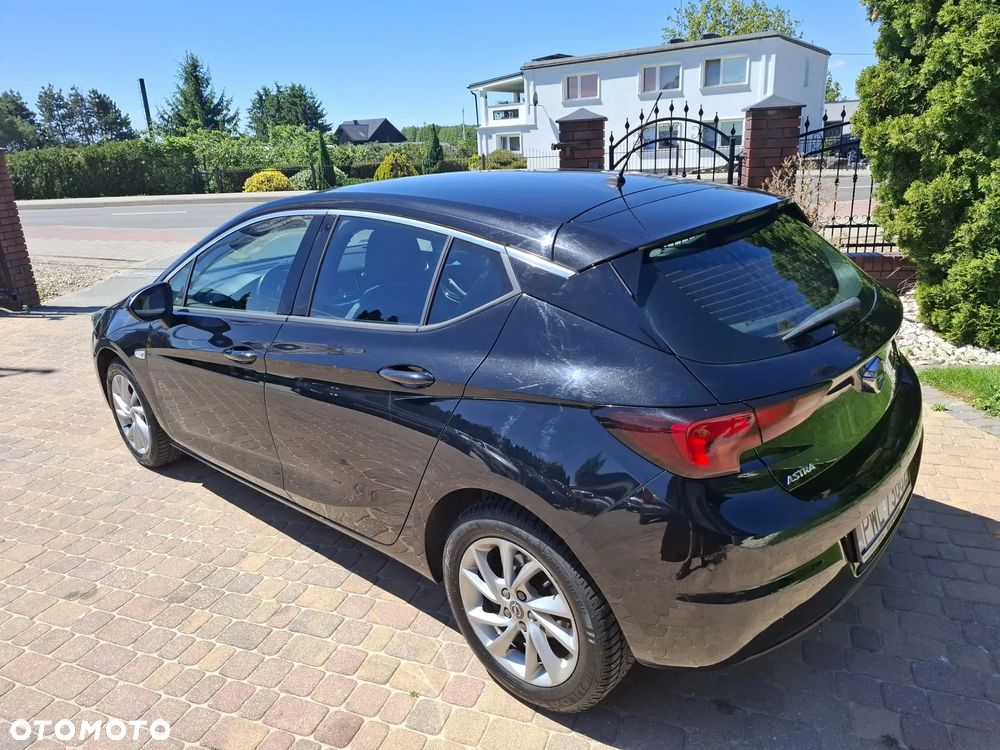 Opel Astra 1.2 T Elegance S&S - 4