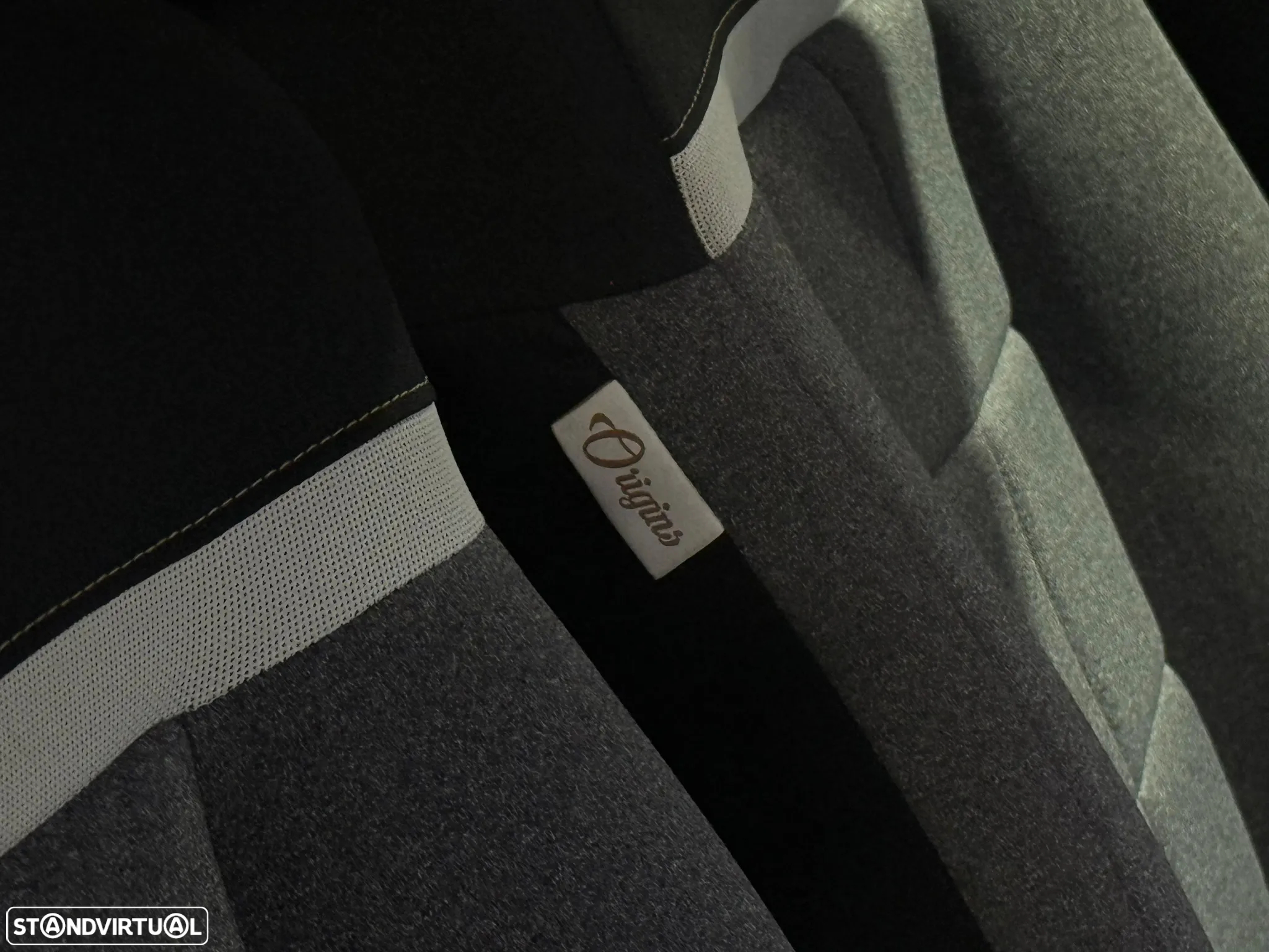 Citroën C4 Cactus BlueHDi 120 Stop&Start EAT6 Origins - 29