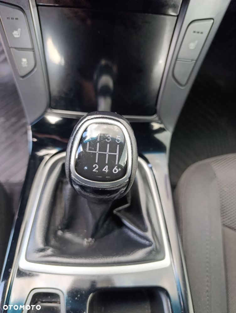 Hyundai i40 i40cw 1.6 Fifa World Cup Edition - 26