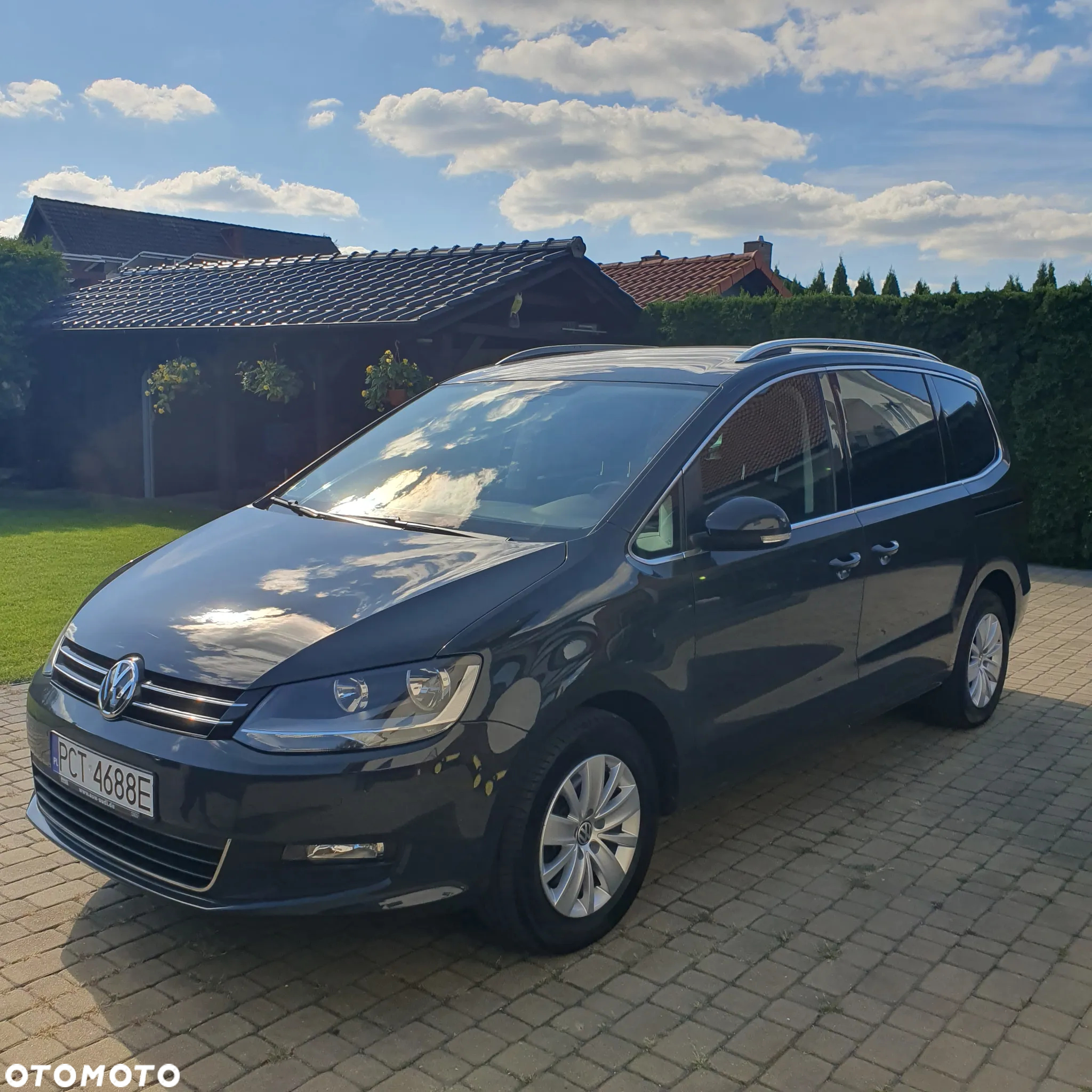 Volkswagen Sharan 2.0 TDI BMT Comfortline DSG - 4