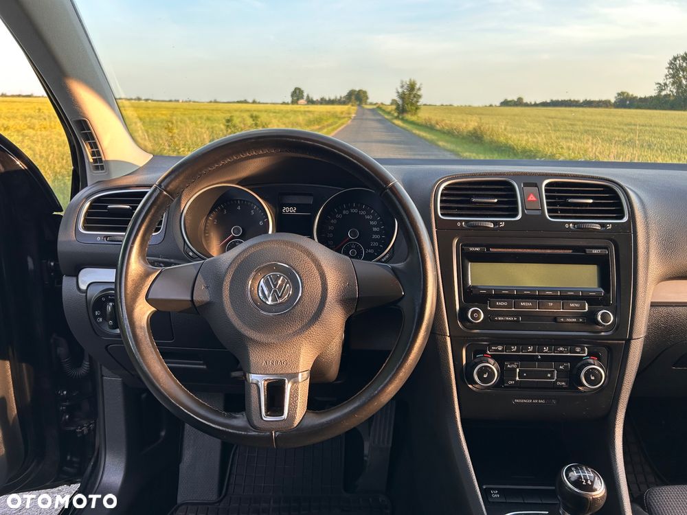 Volkswagen Golf 1.6 Comfortline - 19