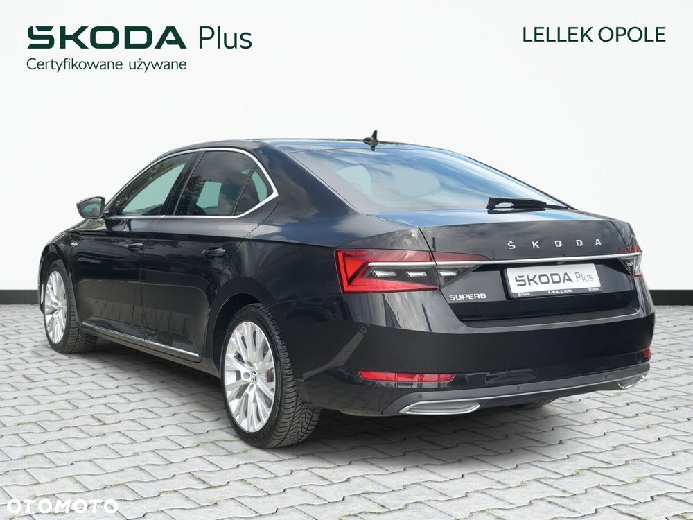 Skoda Superb 2.0 TDI SCR L&K DSG - 9