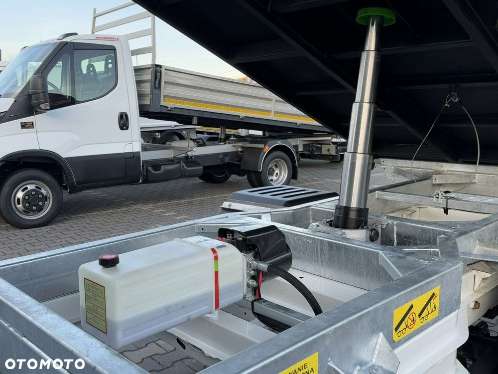 Volkswagen Crafter - 12