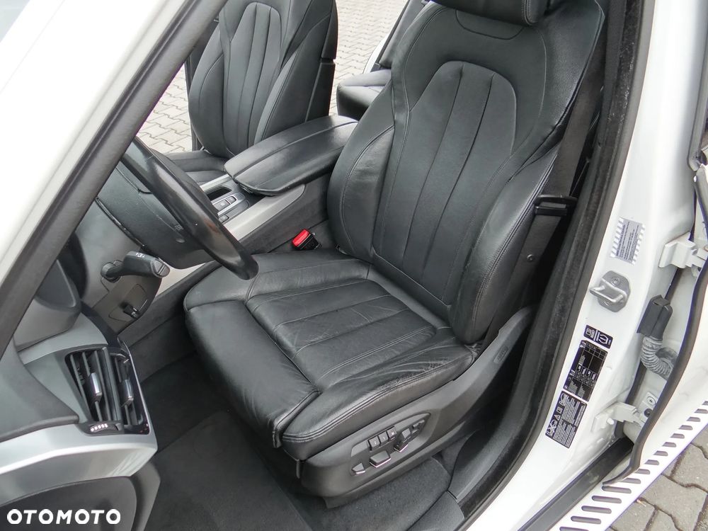 BMW X5 xDrive40d - 22
