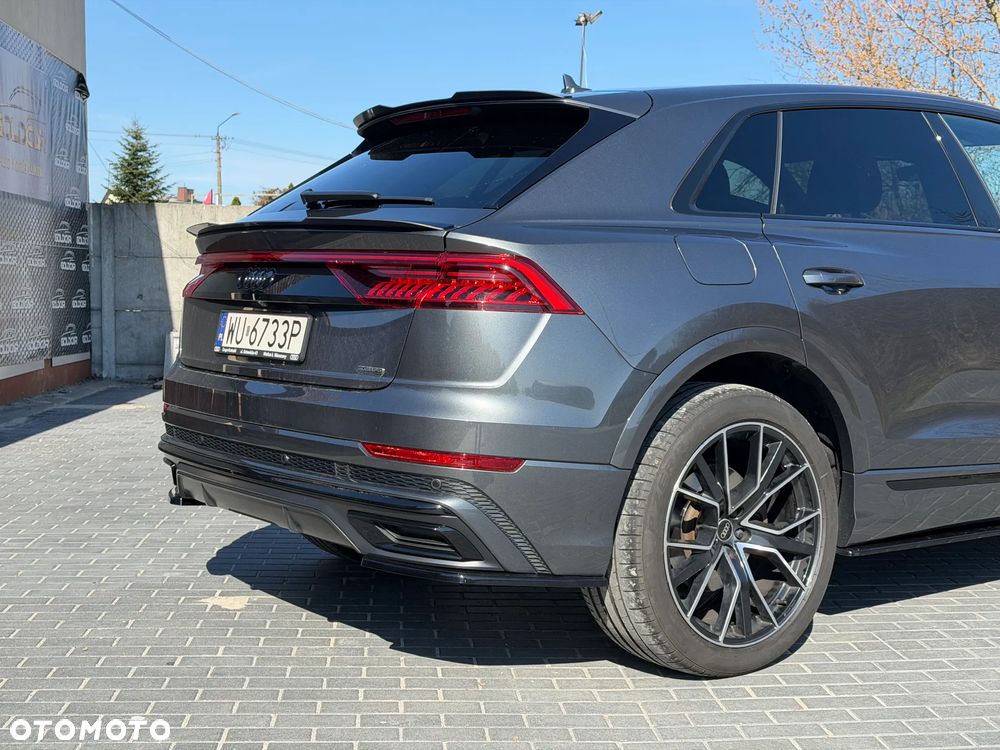 Audi Q8 - 6