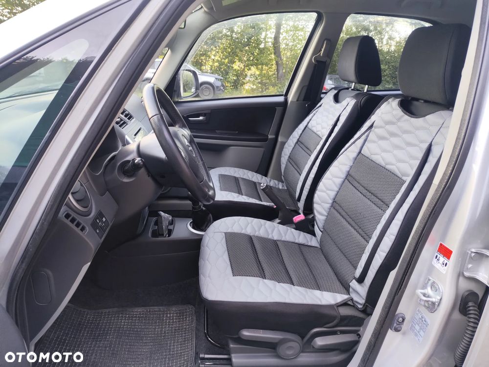 Suzuki SX4 1.6 VVT 4x4 Club - 3