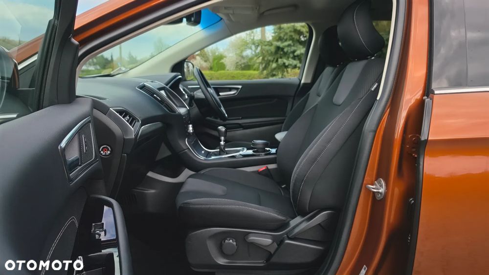 Ford Edge 2.0 TDCi 4x4 Titanium - 35