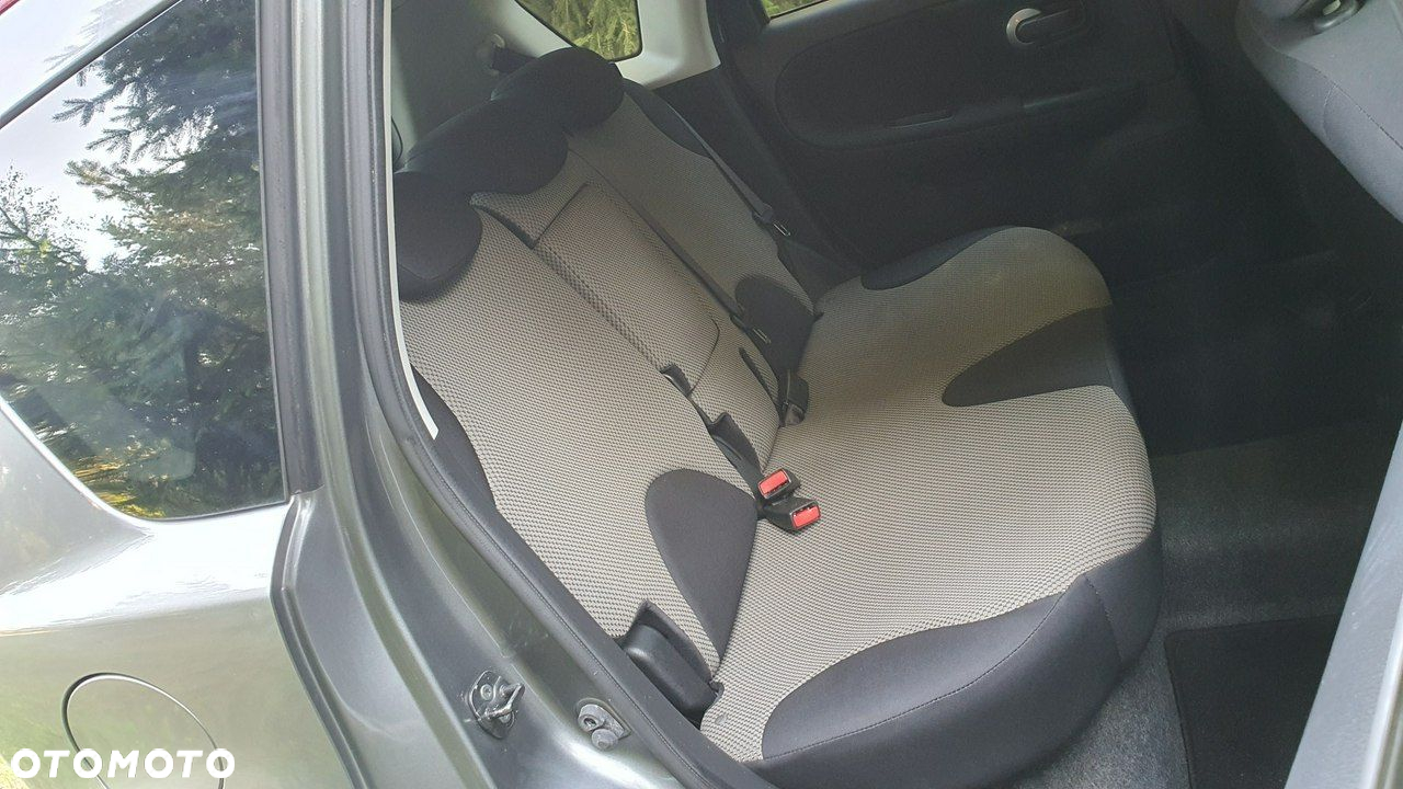 Nissan Note - 10