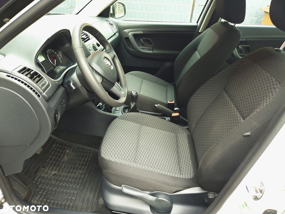 Skoda Fabia - 8
