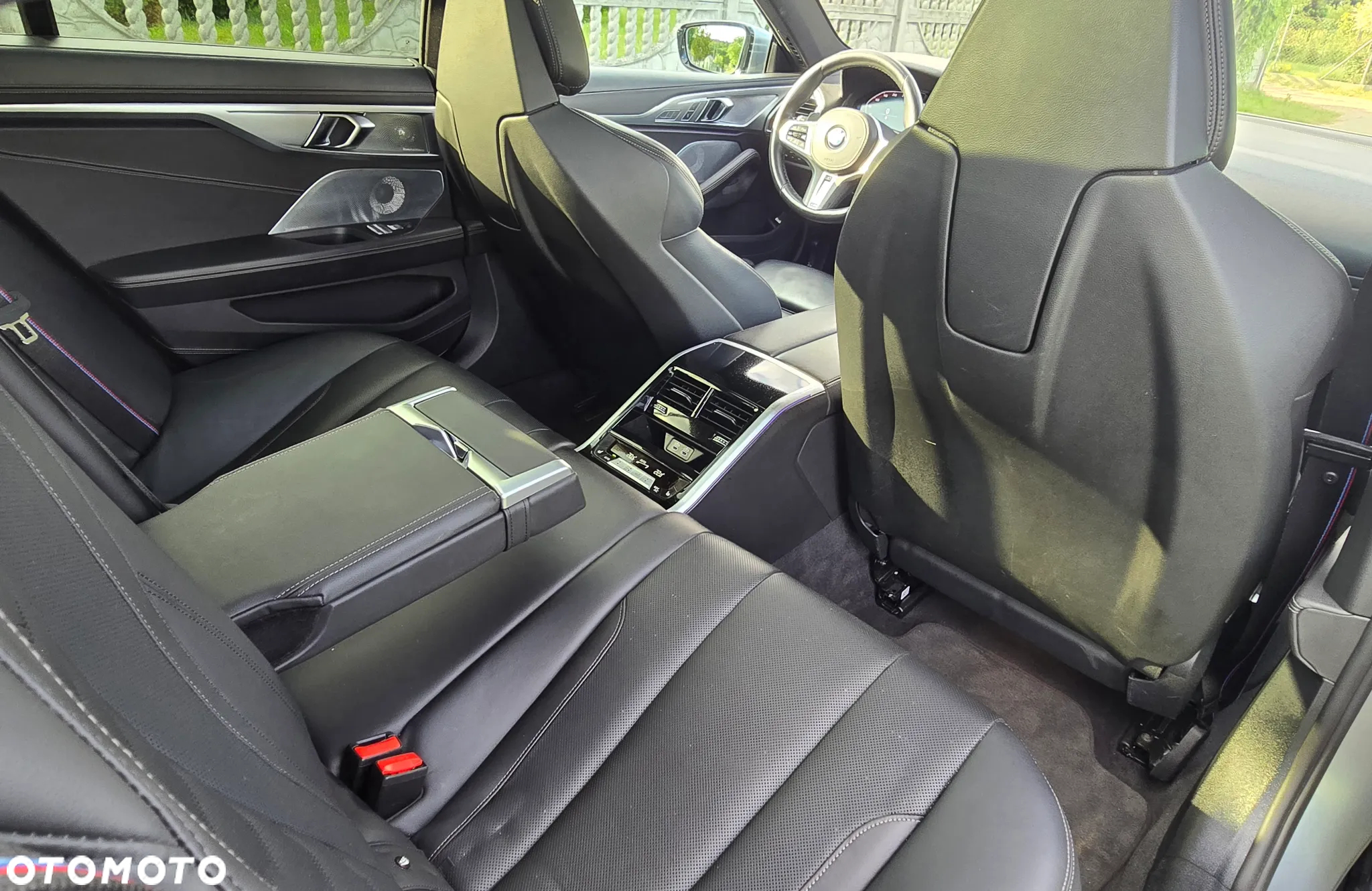 BMW Seria 8 840i xDrive - 16