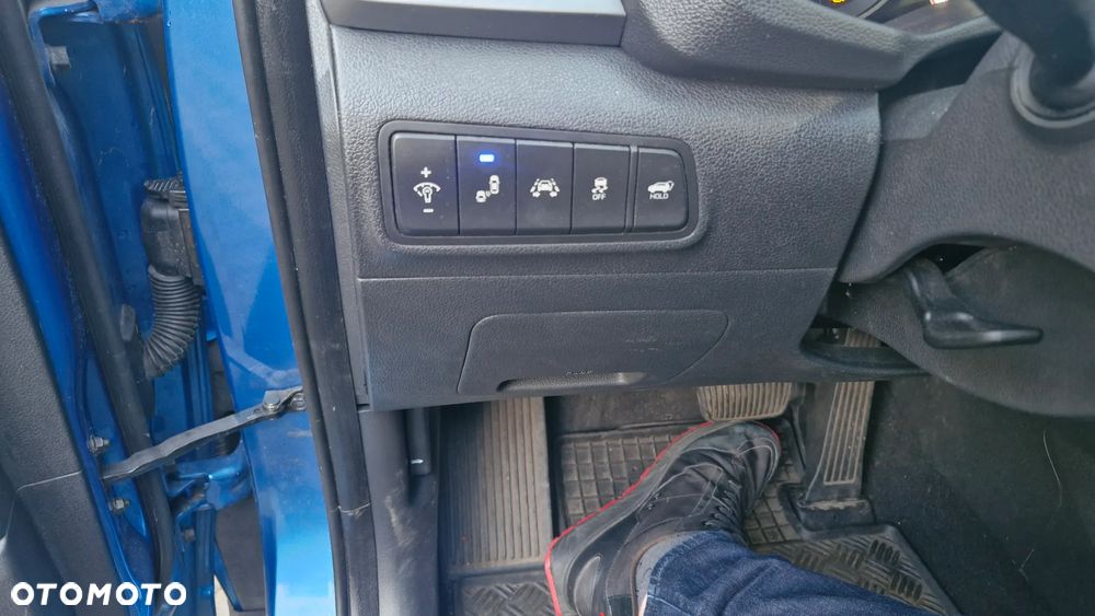 Hyundai Tucson blue 2.0 CRDi 4WD Premium - 30