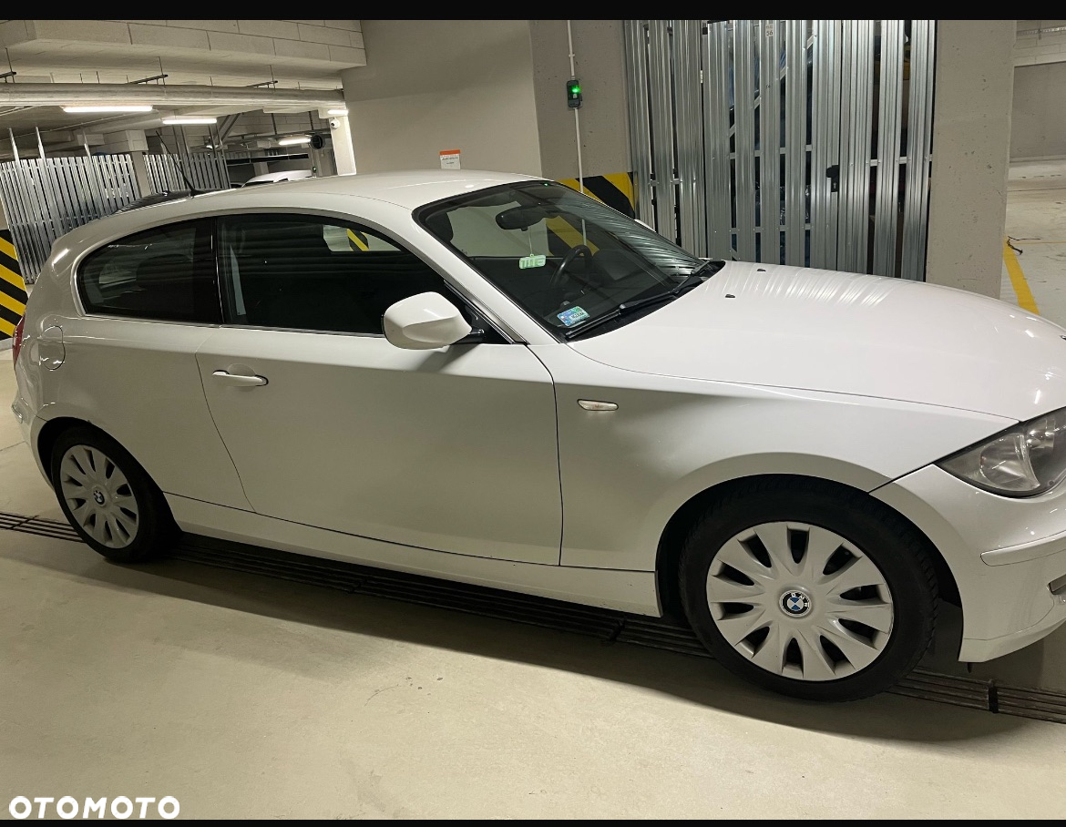 BMW Seria 1 116d - 4