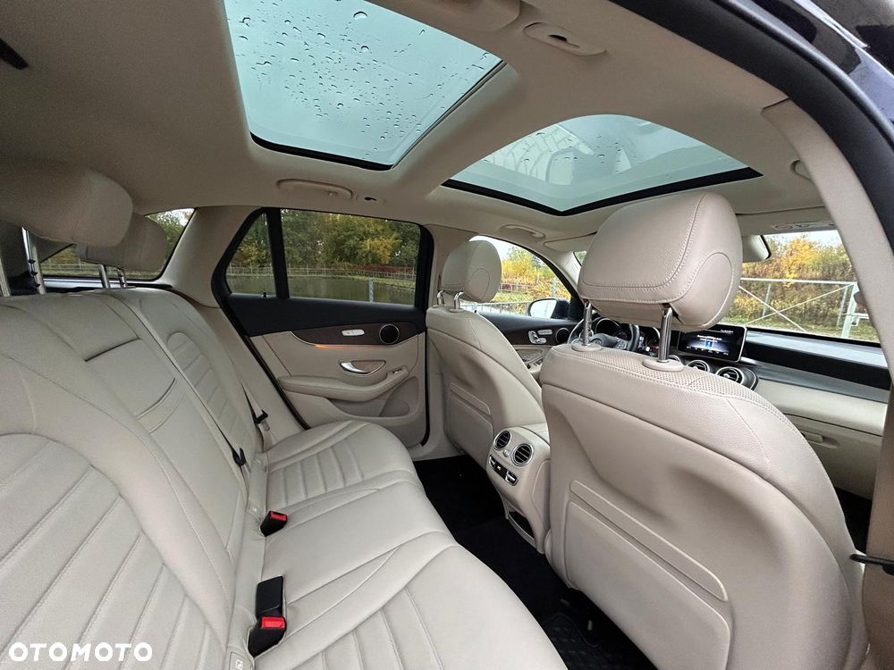 Mercedes-Benz GLC 220 d 4Matic 9G-TRONIC - 12