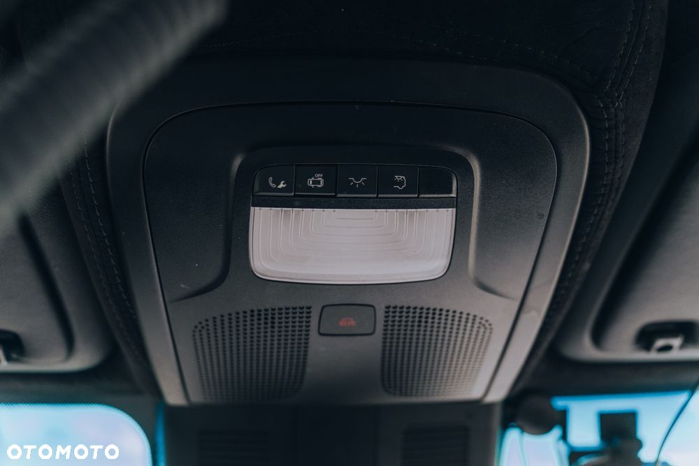 Mercedes-Benz Sprinter - 18