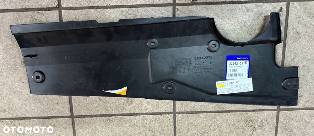 volvo c40 ex40 xc40 ev panel prawa oslona podlogi tyl oe 32262101 - 2