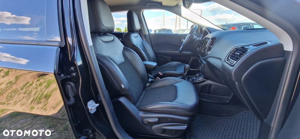 Jeep Compass 2.0 MultiJet Active Drive Automatik Limited - 24