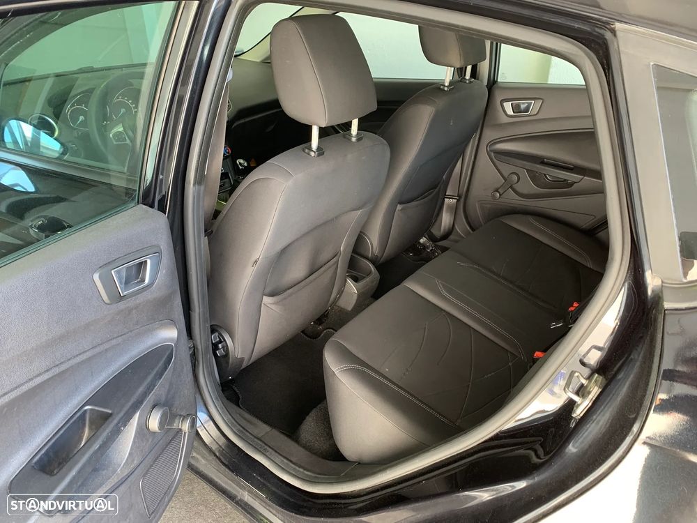 Ford Fiesta 1.0 EcoBoost S&S Titanium - 6