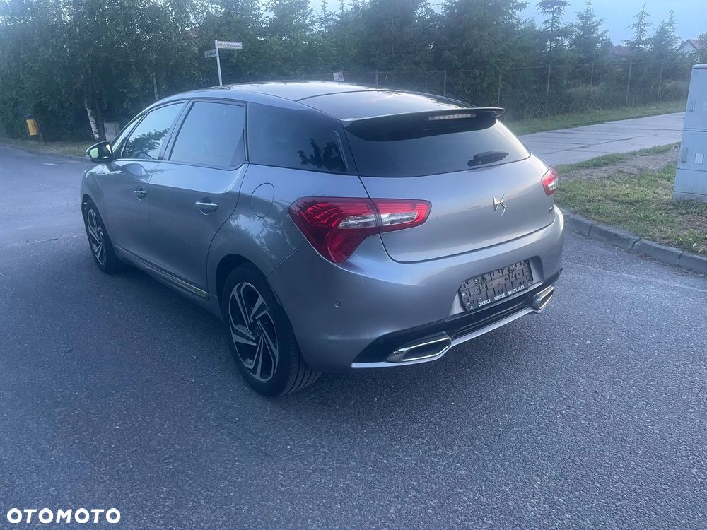 DS Automobiles DS 5 - 7