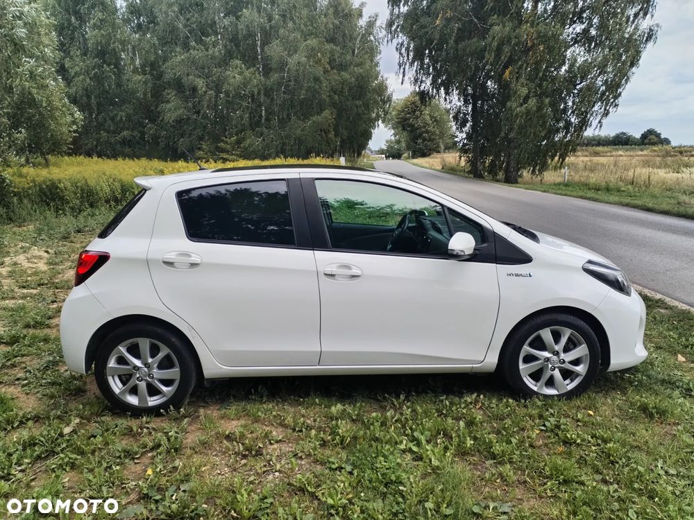 Toyota Yaris 1.5 VVT-i Comfort mit Design Paket - 5
