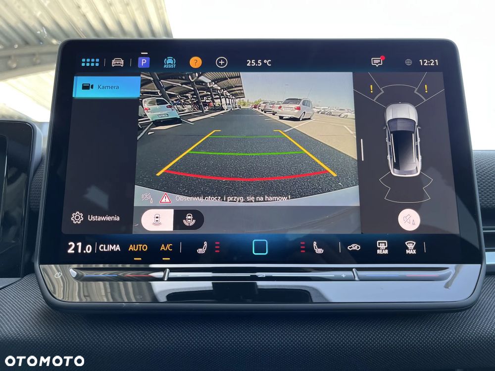 Volkswagen T-Roc 1.5 eTSI Life DSG - 33