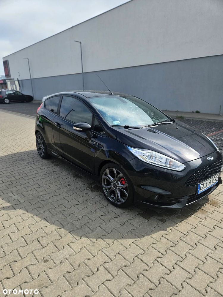 Ford Fiesta ST - 4