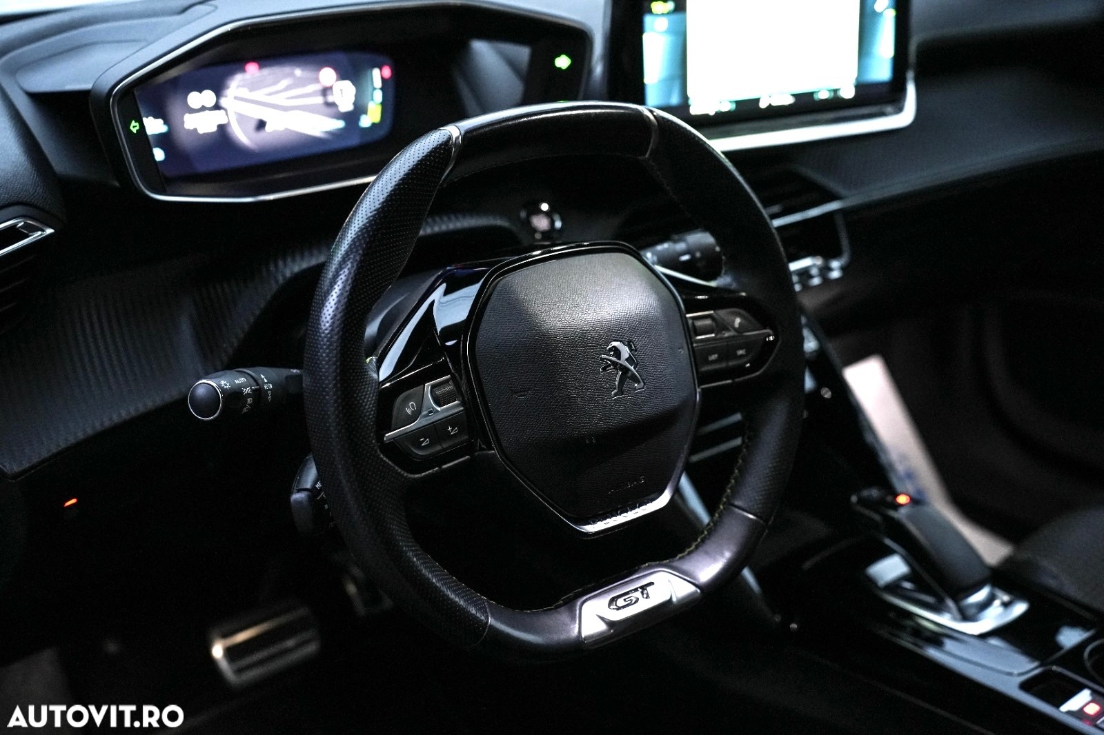 Peugeot 2008 e-2008 50 kWh GT - 7