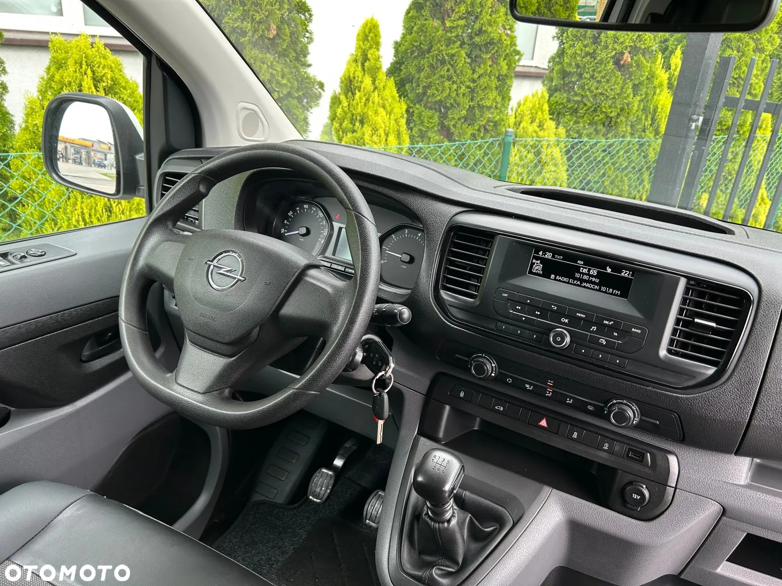 Opel Vivaro - 22