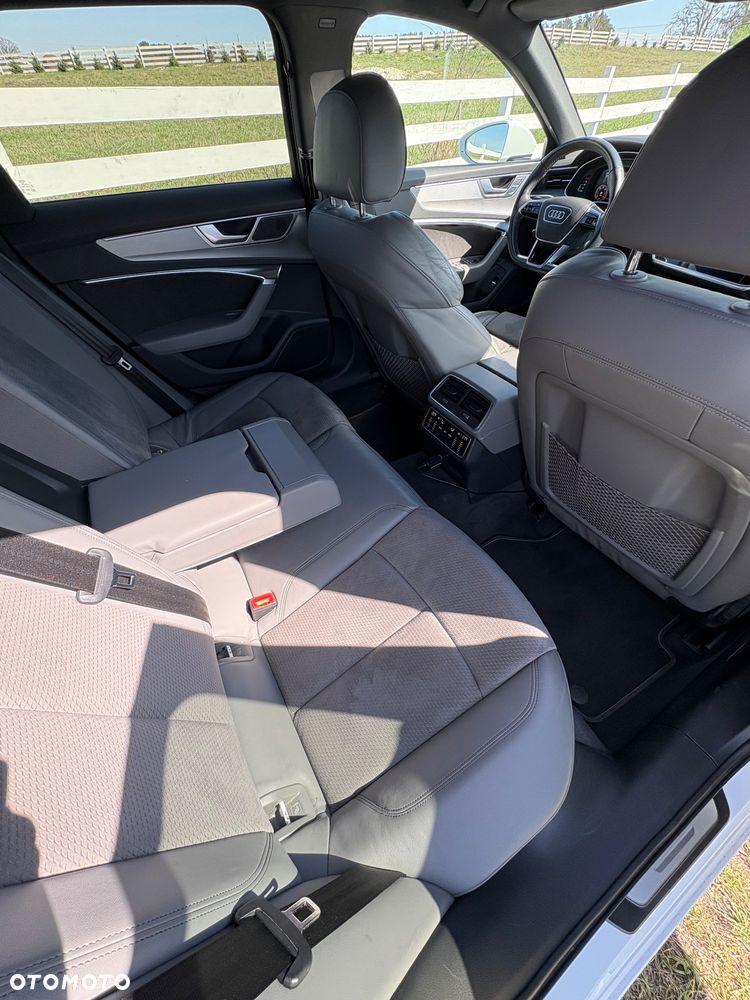 Audi A6 Avant - 18