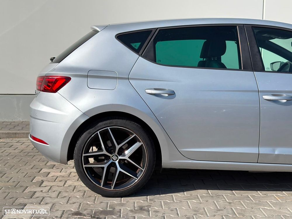 SEAT Leon 2.0 TDI DPF S&S DSG FR - 8