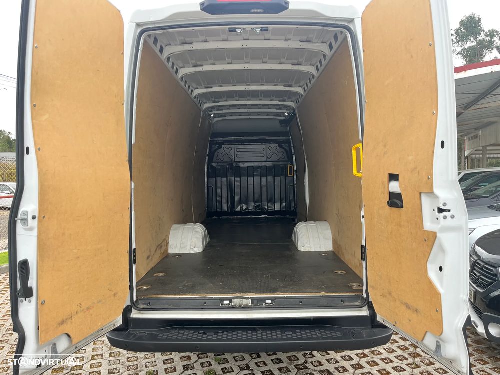 Iveco DAILY 3.0 180cv LONGA RODA DUPLA - 8