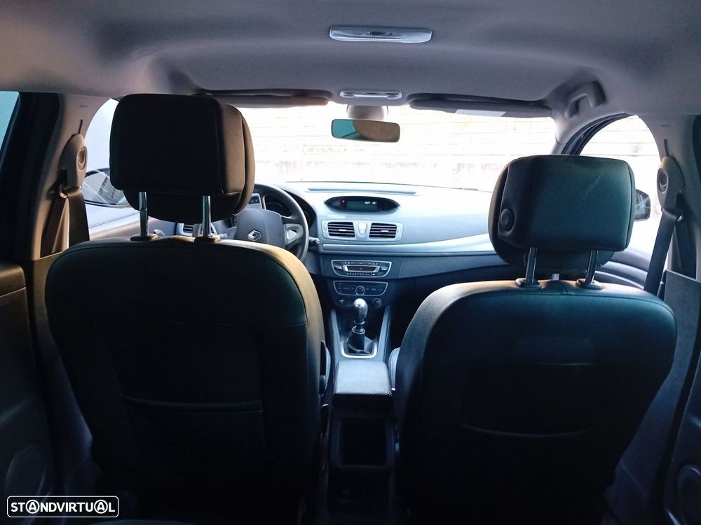 Renault Mégane Sport Tourer 1.5 dCi GT Line - 13