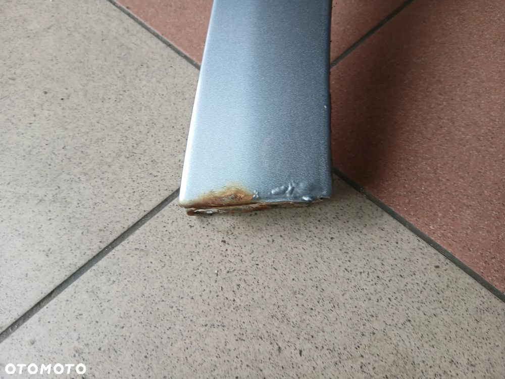 Opel Meriva  B Błotnik Przód Przedni Prawy Z179 - 6