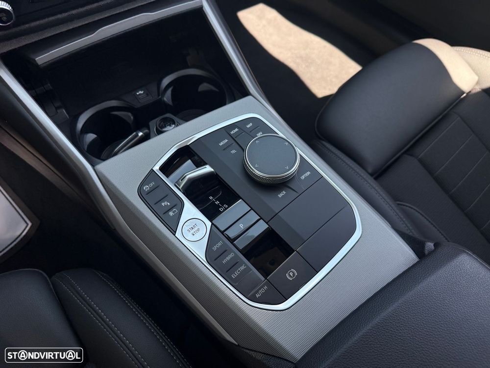BMW 330 e Pack M Auto - 14