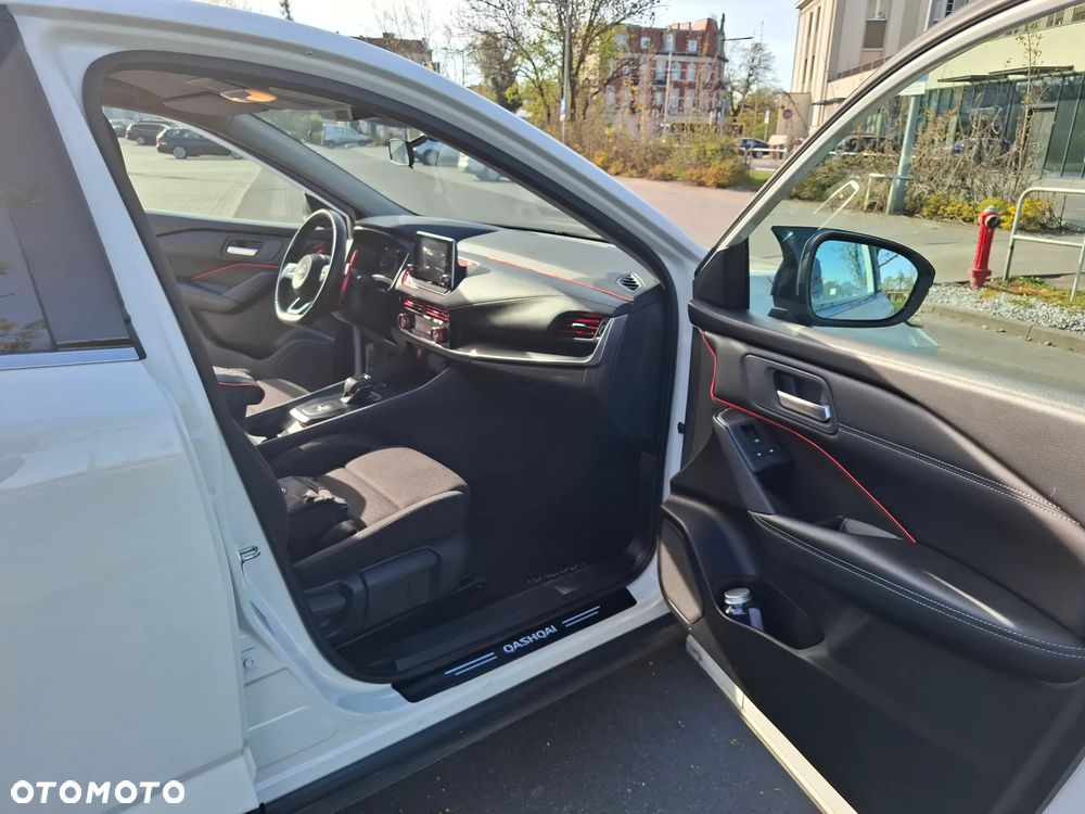 Nissan Qashqai 1.3 DIG-T MHEV Acenta Xtronic - 15