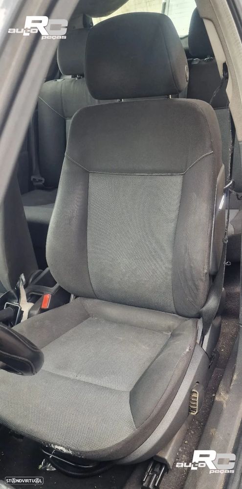 Opel Astra H 1.4 Gasolina – Viatura para peças - 8
