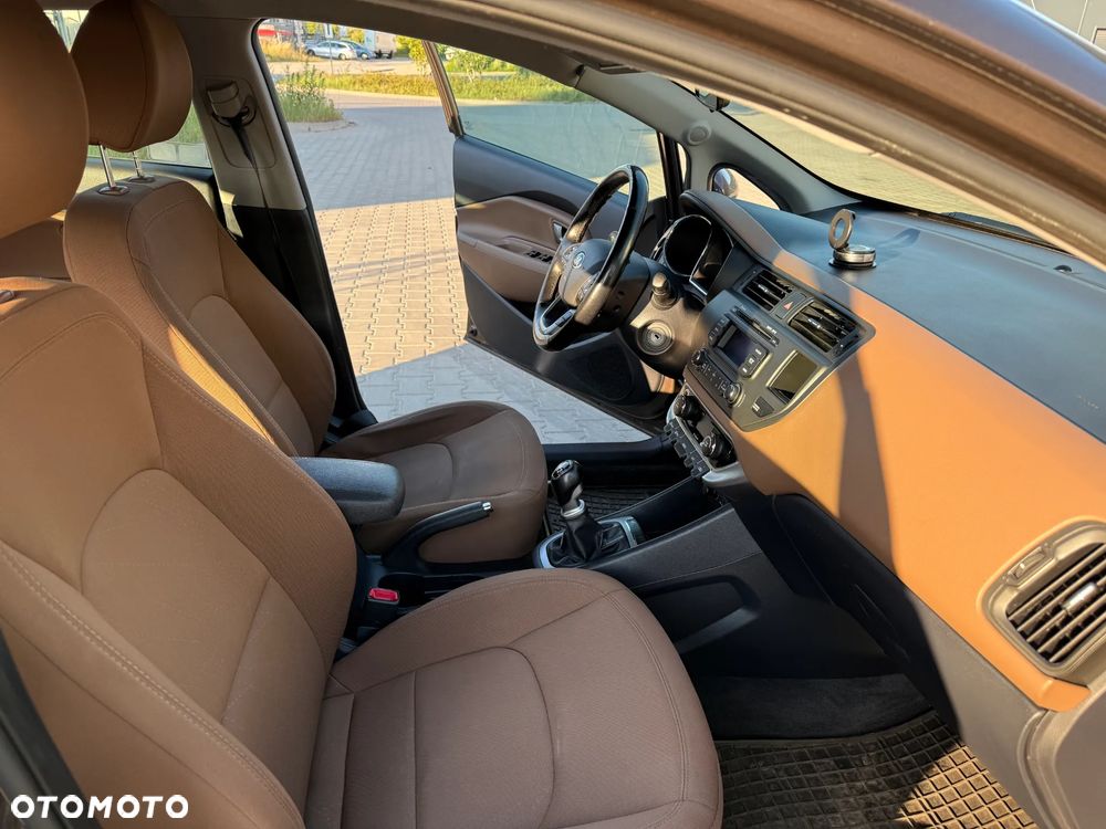 Kia Rio 1.4 XL - 8